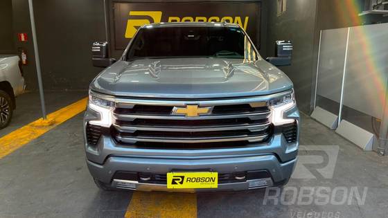 CHEVROLET SILVERADO 5.3 V8 GASOLINA 1500 HIGH COUNTRY 4X4 AUTOMÁTICO CHEVROLET SILVERADO 5.3 V8 GASOLINA 1500 HIGH COUNTRY 4X4 AUTOMÁTICO